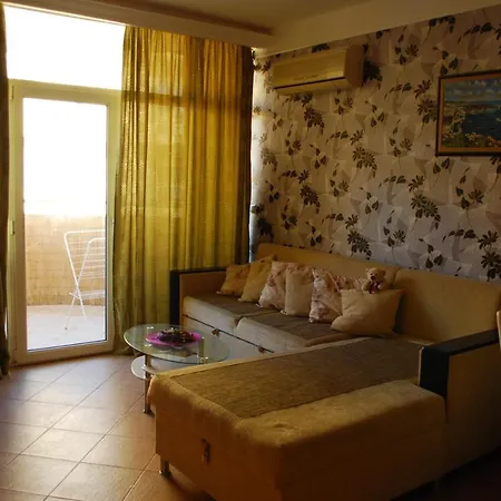 Central Plaza Studio V2 Appartement *