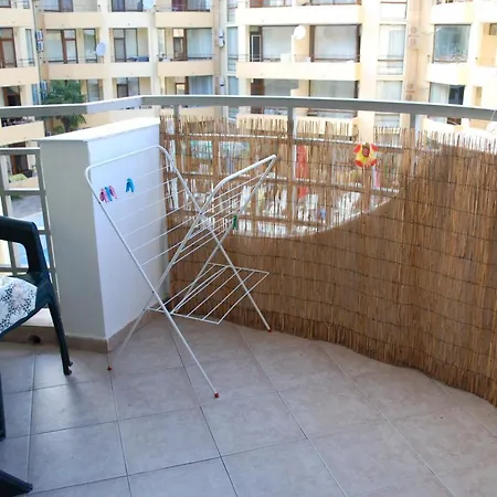 Central Plaza Studio V2 *